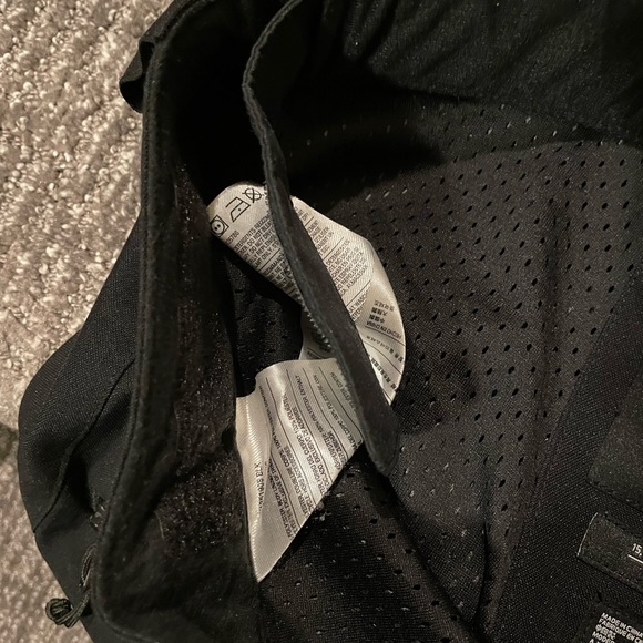 Volcom Women’s M Ski Pants - Picture 7 of 8